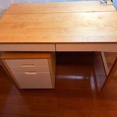(無料)学習机引き出しライト付きの画像