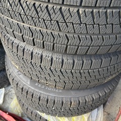 E12型ノートのスタッドレスタイヤの画像