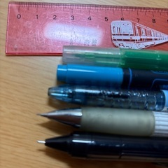 筆記用具✏️まとめ売りの画像