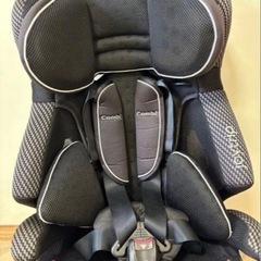 combiジュニアシートの画像