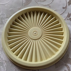 タッパーウェア2個セットの画像