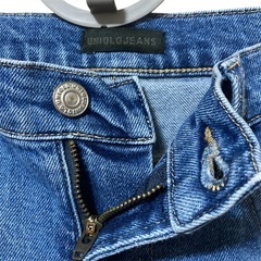 【新品タグ無し】UNIQLO ユニクロ ストレートデニム  25インチ Ｍの画像