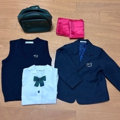 鴻池学園制服セット　120の画像