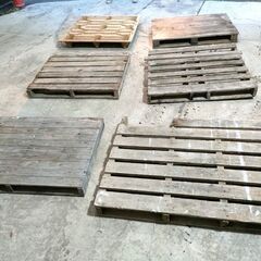 木製パレット 不揃い 破損 汚れ 腐食 使用感等 有りの画像