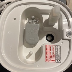 値段交渉可能 ニトリ 楽に給水できるアロマオイル対応加湿器(超音波式 HM01 NC ホワイト)
の画像