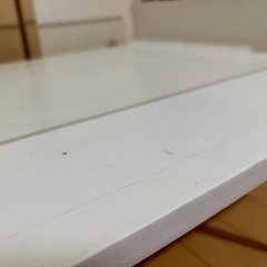 おしゃれなガラステーブル(ローテーブル)の画像