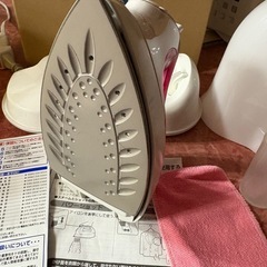 GYP1122 パナソニック コードレススチームアイロン NI-CL307-P ピンクの画像