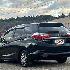 シャトル★本車検フルR9年12月迄★上級モデル【ハイブリッドX】人気クリスタルブラック(*^^*)自動ブレーキ・純正SDナビ・フルセグTV・Bカメラ・ETCの画像