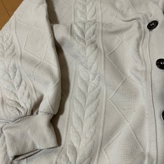 カーディガン　ベージュ　レディースの画像