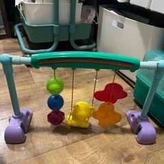 新生児から遊べるベビージムの画像