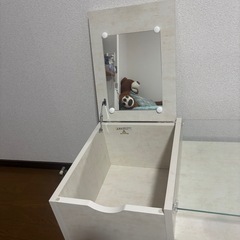 ドレッサー・収納家具・机の画像