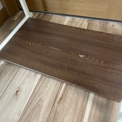 パソコンデスクの画像