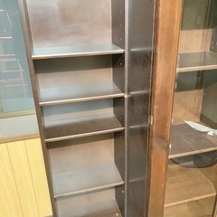 スライド式本棚の画像