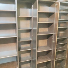 スライド式本棚の画像