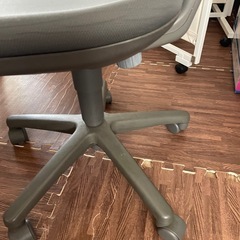 オフィスチェアの画像