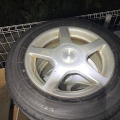 スタッドレスタイヤ　4本　アルミホイール付きの画像