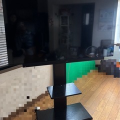 65型テレビ&テレビスタンドの画像