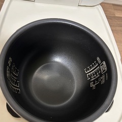 炊飯器　5合炊　アイリスオーヤマ　KERC-IB50-Wの画像