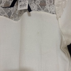 ニットトップスの画像