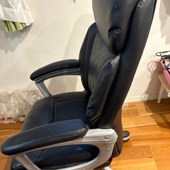 ニトリデスクチェア　キャスター付きの画像