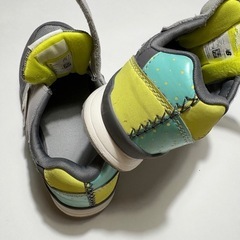 New Balance 996 グレー/イエロー スニーカー 21.0センチの画像