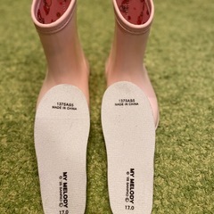 マイメロちゃんレインブーツの画像