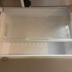 三菱 ノンフロン 冷蔵庫 565Lの画像