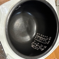 TOSHIBA 炊飯器の画像