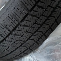 スタッドレスタイヤ ブリヂストン ブリザック（ホイール付き）軽自動車用４本 屋外倉庫保管　155/65R14の画像