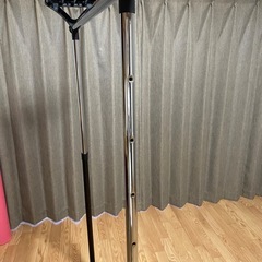 ハンガーラックの画像