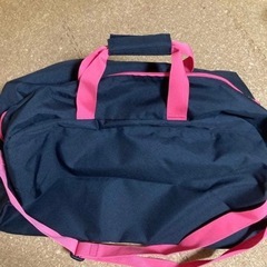 adidas ボストンバック　ブラック×ピンクの画像