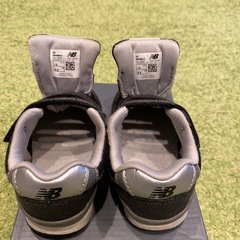 996ニューバランスキッズシューズの画像