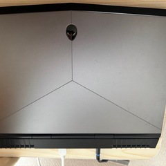 ゲーミングパソコン　DELL ALIENWARE 15R3 の画像