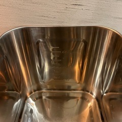 【角ポット】21cm 目盛り・蓋付の画像