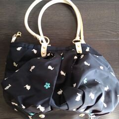 ウサギ柄 トートバッグ(黒)の画像