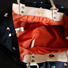 ウサギ柄 トートバッグ(黒)の画像