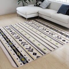 【良品】カーペットラグ(明るい柄)の画像