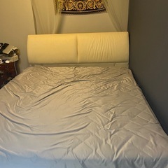 フェラーリレザーブランド！クイーンサイズ
の画像