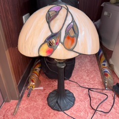 GY1123 テーブルランプ デスクライト ステンドグラスランプ の画像