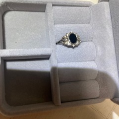 翡翠指輪の画像