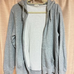 GU パーカー Lサイズの画像