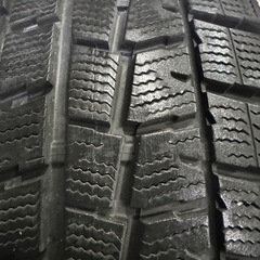 17インチ　225/60/17 スタッドレスセット　4本の画像