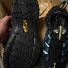 keen  サンダル 24.5 試し履きの（の画像
