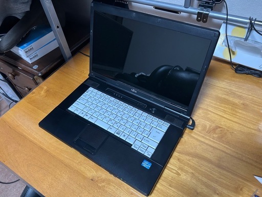 ノートパソコン 大容量512GB　Corei7 メモリ8GB 残り1点早い者勝ち