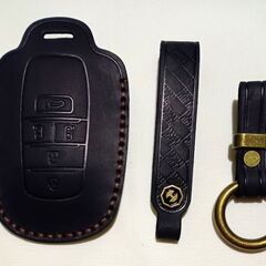 未使用 社外品 トヨタ ヴォクシー ノア 90系 キーケース キーホルダー 3ボタンブラック 本革 落下キズ防止の画像