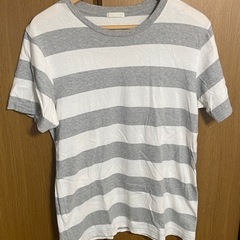 GU Tシャツ  ボーダーデザインの画像