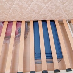 シングルローラアシュレイ風シングルベッドの画像