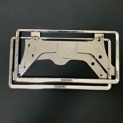 🉐半額^ ^です‼️SUZUKI ナンバーフレームの画像