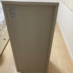 白木5段チェスト⭐︎B-COMPANYビーカンパニー⭐︎40cm角で高さ約1メートル☆北欧風⭐︎取っ手はゴールドの画像