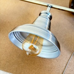 【横浜市引取り限定】Ampoule シーリングライト レトロ 4灯 照明 おしゃれ 8畳 電球付きの画像